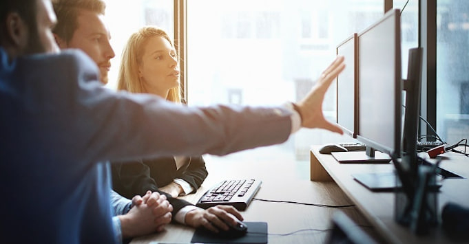 التعلم الإلكتروني في المؤسسات الكبرى التعلم الإلكتروني في المؤسسات الكبرى