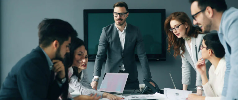 الذكاء العاطفي في التدريب الهجين