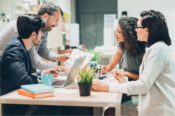 مراحل التفكير التصميمي في جلسات الكوتشينغ