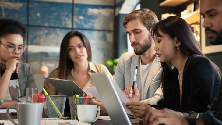 9 خطوات لتصميم برنامج تدريب يتوافق مع الأهداف التجارية