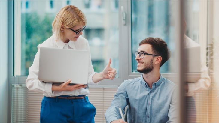 كيفية جمع تغذية راجعة حول التدريب لتحسين تطوير الموظفين