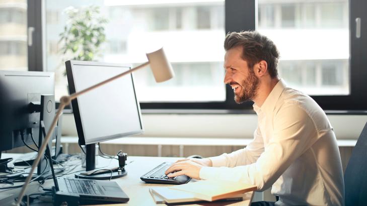 7 فوائد للتدريب الافتراضي بقيادة مدرب