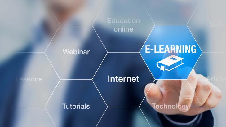 إعداد المعلم في مجال التعليم الإلكتروني